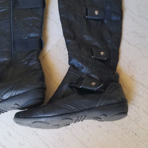 Boxer boots size 38 used, black in good condition