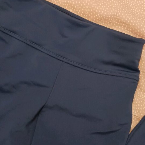 Set of 3 leggings size S and crop sweatshirt like new