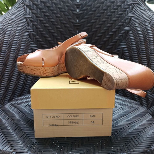 Sandali Capri leather sandals with cork used, beige size 38
