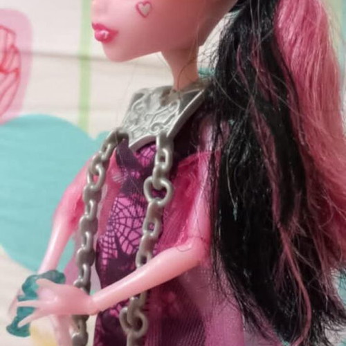 Monster High Draculaura Doll "Haunted Getting Ghostly" like new