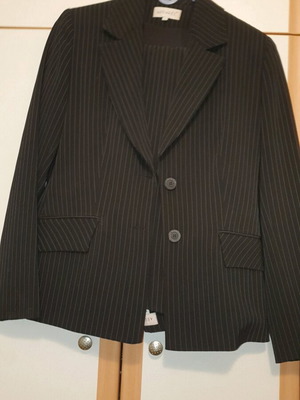 Apparel pinstripe suit used, size large, black