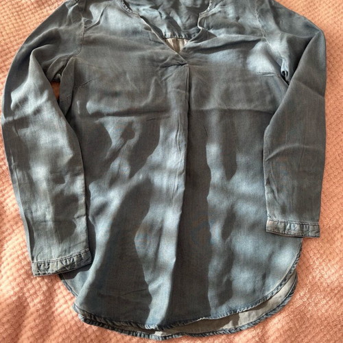 Blue Jean long-sleeve blouse like new, size L