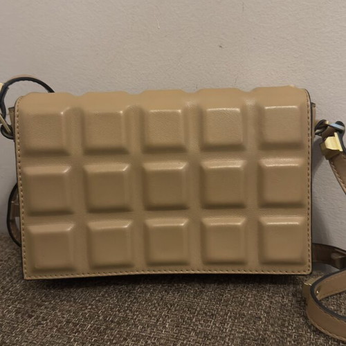 Zara leather shoulder bag new, beige, quilted with studs