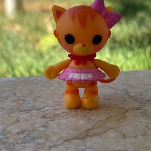 Lalaloopsy mini pet pals Purrty Kitten Paws figure, 2.5 inch
