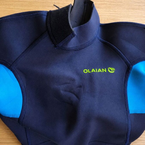 Olaian 2.2 mm Kids Full Wetsuit like new, size 8 years