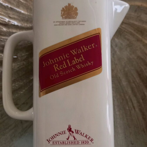 Vintage Johnnie Walker Red Label set like new, 3 pieces