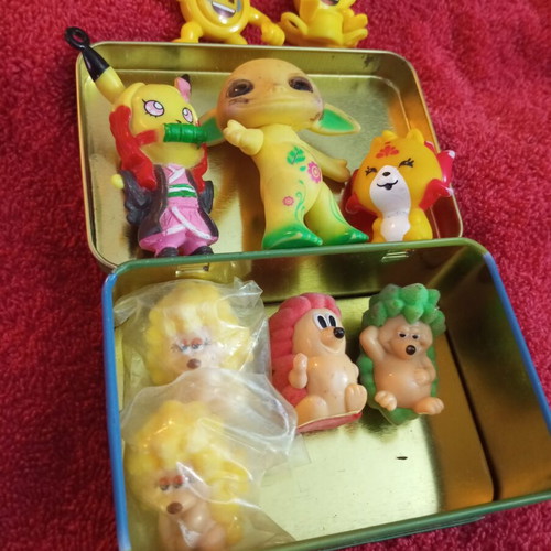 Pokemon figures used, pack with box