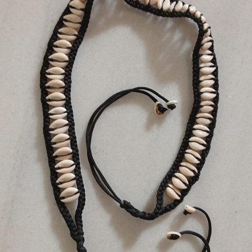Boho handmade belt with real shells macrame style, like new