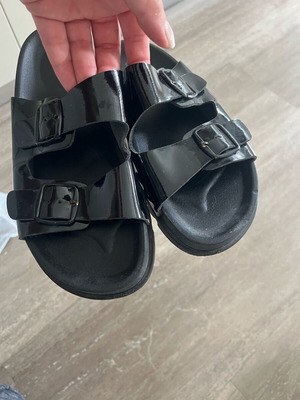Black slippers size 41 used