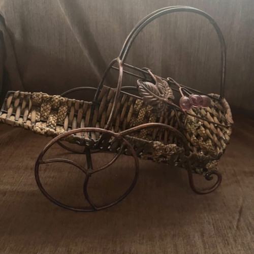 Decorative wine holder like new