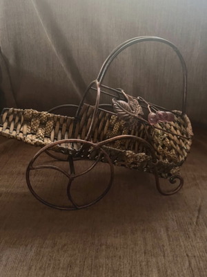 Decorative wine holder like new
