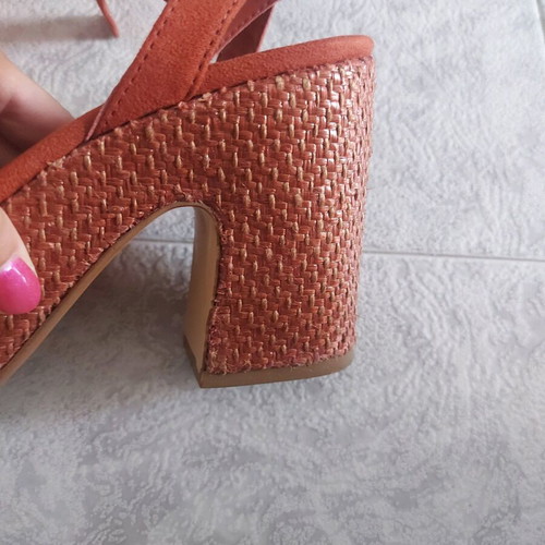 Mango red high-heeled sandals like new, size 37