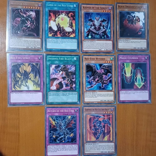 Yu Gi Oh! pack of 10 cards in excellent condition