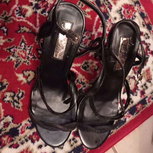 Women's black sandals like new with silver rhinestones, size 37