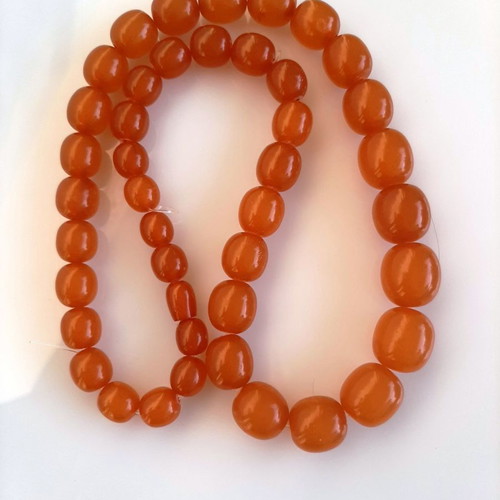 Necklace from authentic old Baltic cognac amber used, 70.25 g