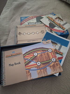 Code Master board game like new