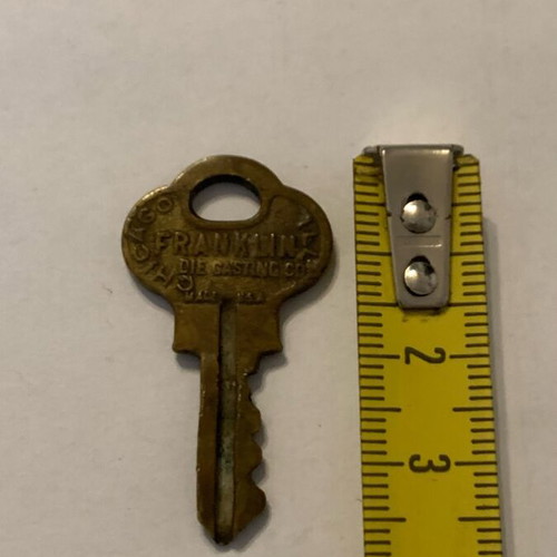 Safe deposit box key USA used