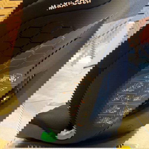 Παιδικό κάθισμα αυτοκινήτου Titan S I-Size Tonal Black Maxi Cosi καινούργιο