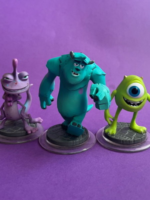 Disney Infinity Monsters University комплект като нов със фигури на Съли Майк Ранди