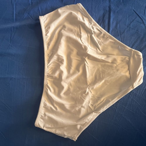 Sleepwear set like new, white