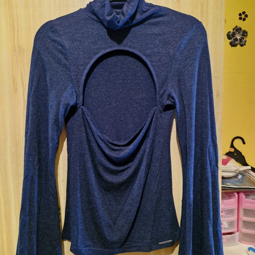 Noobass blouse long-sleeve with turtleneck and bell sleeve, like new, size M