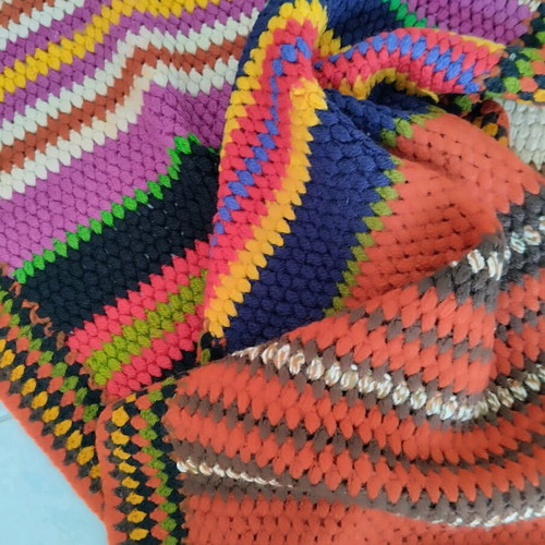 Handmade knitted throw like new, large, 390x50 cm