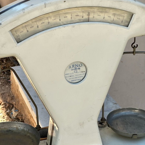 Vintage ARNO jeweler's scale used with weights and metal trays