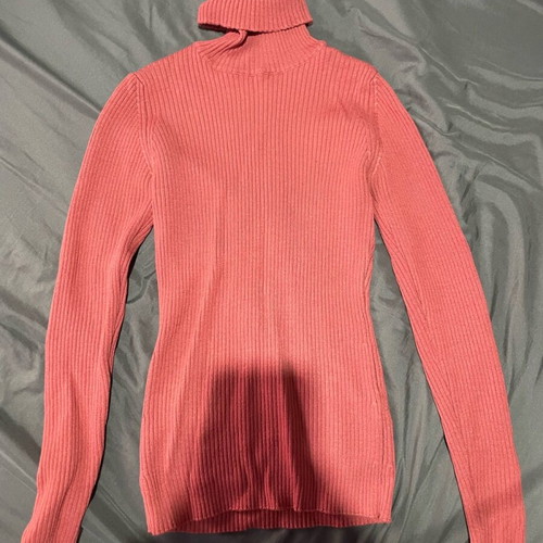 Pink turtleneck new, size S