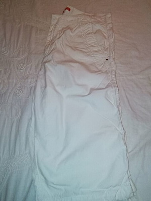 Celio White Bermuda Shorts like new, size M, lightweight fabric