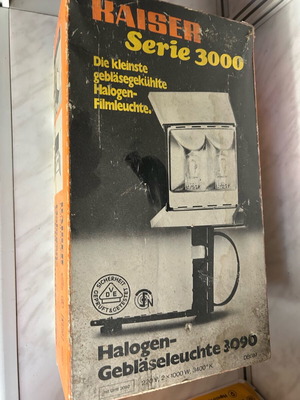 Φωτογραφικός προβολέας Kaiser 3000 series Model 3090 σαν καινούργιος, 2000w
