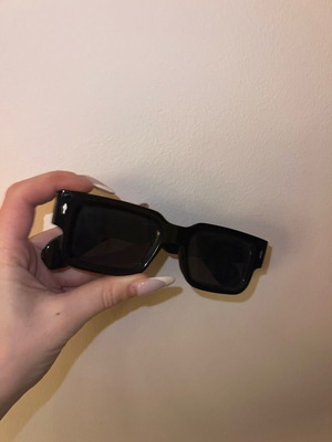Vintage black sunglasses like new