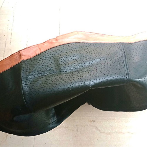 Italian leather boots size 38, almost new