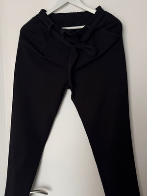 Fitted pants used with belt, black, size S