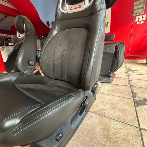 Alfa Romeo GIULIETTA launch edition heated seats like new