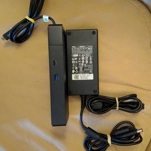 Dell WD19S 130W USB-C Docking Station like new with HDMI, DisplayPort, PD and Ethernet