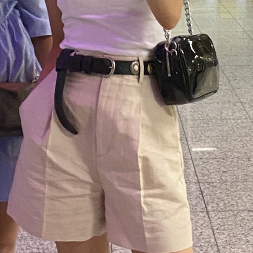 &Other Stories Beige Linen Bermuda Shorts like new