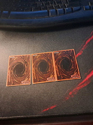 3 κάρτες trap hole Yu-Gi-Oh