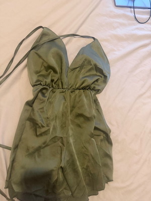Jumpsuit khaki satin, like new, versatile with tie