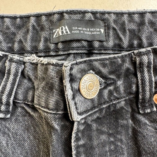 Zara mum jean like new, size 40, black