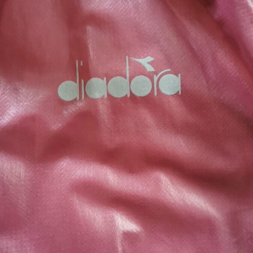 Diadora windbreaker jacket size S pink like new