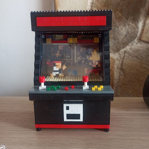 Street Fighter Cabin with Blocks New