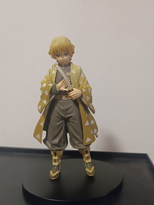 Zenitsu Demon Slayer Kimetsu No Yaiba Sepia Version Banpresto Figure like new without box