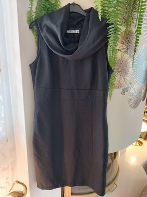 Γκρι φόρεμα L-νούμερο μεταχειρισμένο, ελάχιστα φορεμένο