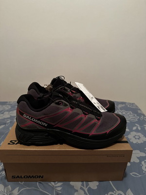 Salomon XT-Pathway Size 44 athletic shoes new, black