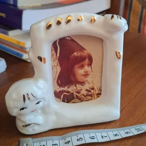 Porcelain photo frame for 6x4 cm photo