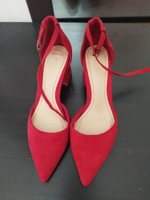 Bershka red pumps with strap and thick heel like new, size 38-39