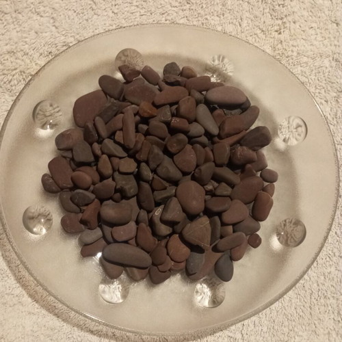 Ionian Sea Brown Decorative Pebbles like new