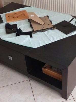 Dark coffee table with 2 drawers used