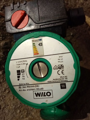 Λέβητας ξύλου και πετρελαίου Lamborghini μεταχειρισμένος με καυστήρα και κυκλοφορητή