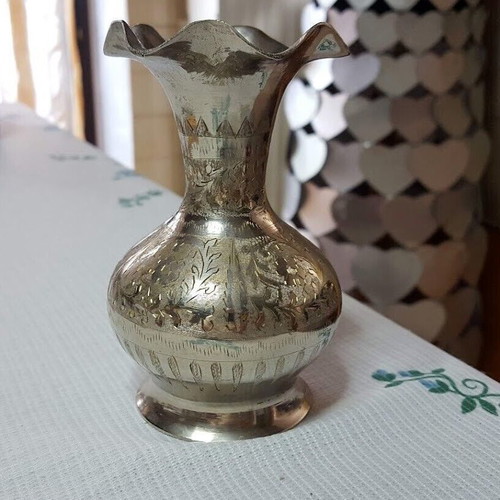 Vintage brass vase used with floral engravings